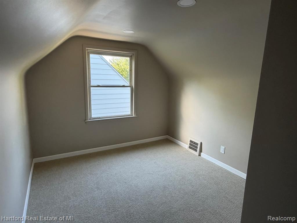 6212 Westwood Street, Detroit, MI 48228 — Photo 24