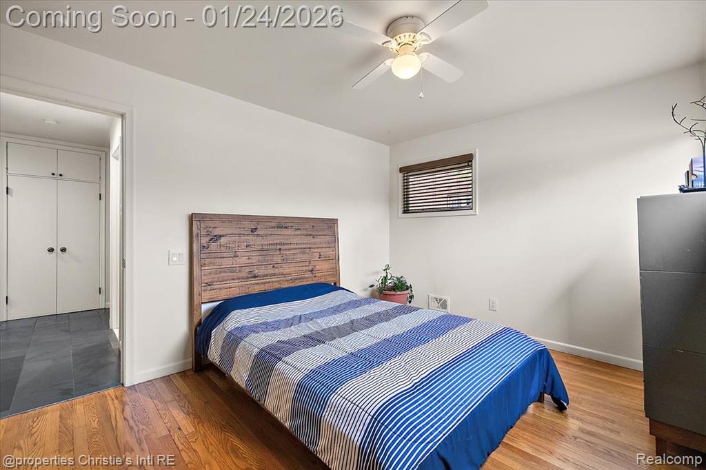765 Barrington Road, Grosse Pointe, MI 48230 — Photo 30