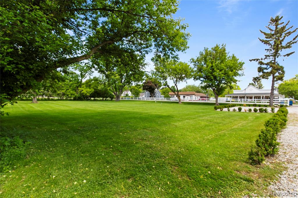 5164 Plymouth Road, Ann Arbor, MI 48105 — Photo 49