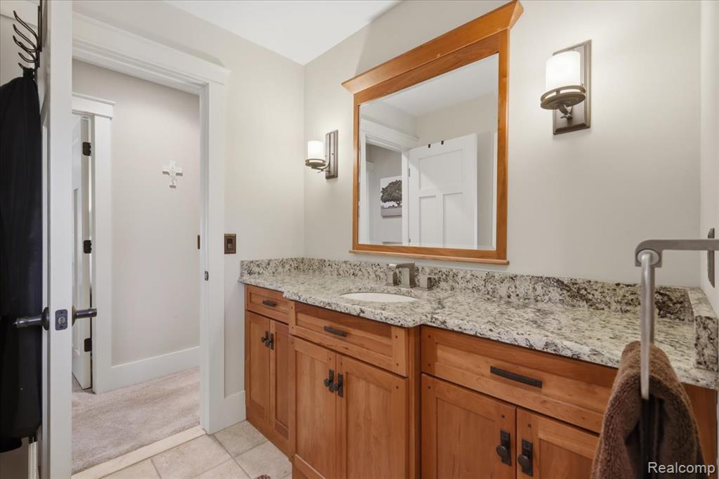 8665 Lakeview Boulevard, Clarkston, MI 48348 — Photo 46