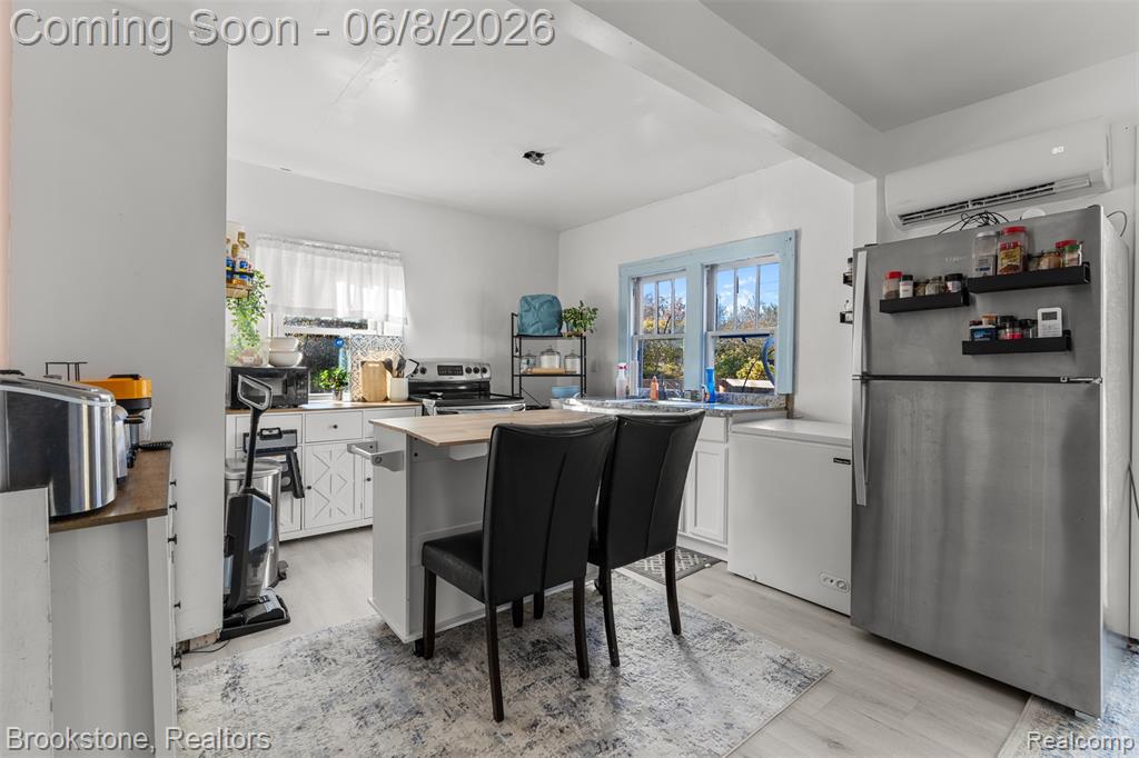 6225 Stahelin Avenue, Detroit, MI 48228 — Photo 8