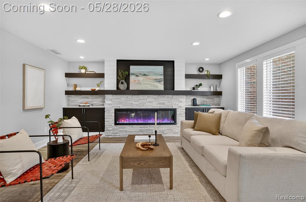 2214 Bowles Street, Fenton, MI 48430 — Photo 18
