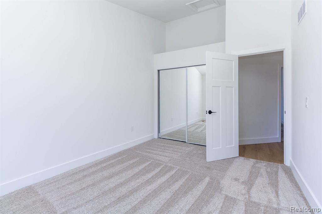 4908 Carrington Drive, Rochester, MI 48306 — Photo 27