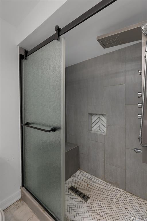 7406 Pebble pt, West Bloomfield, MI — Photo 34