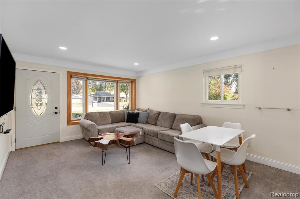4953 Rioview Drive, Clarkston, MI — Photo 4