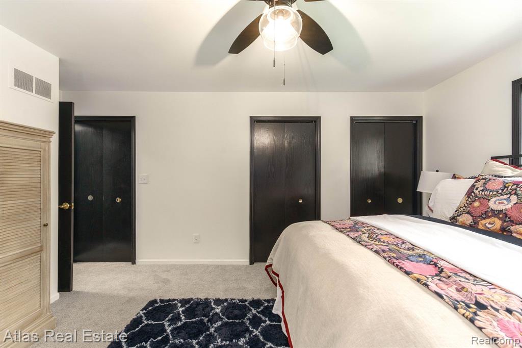 344 WOODLAND Drive, Saline, MI 48176 — Photo 26