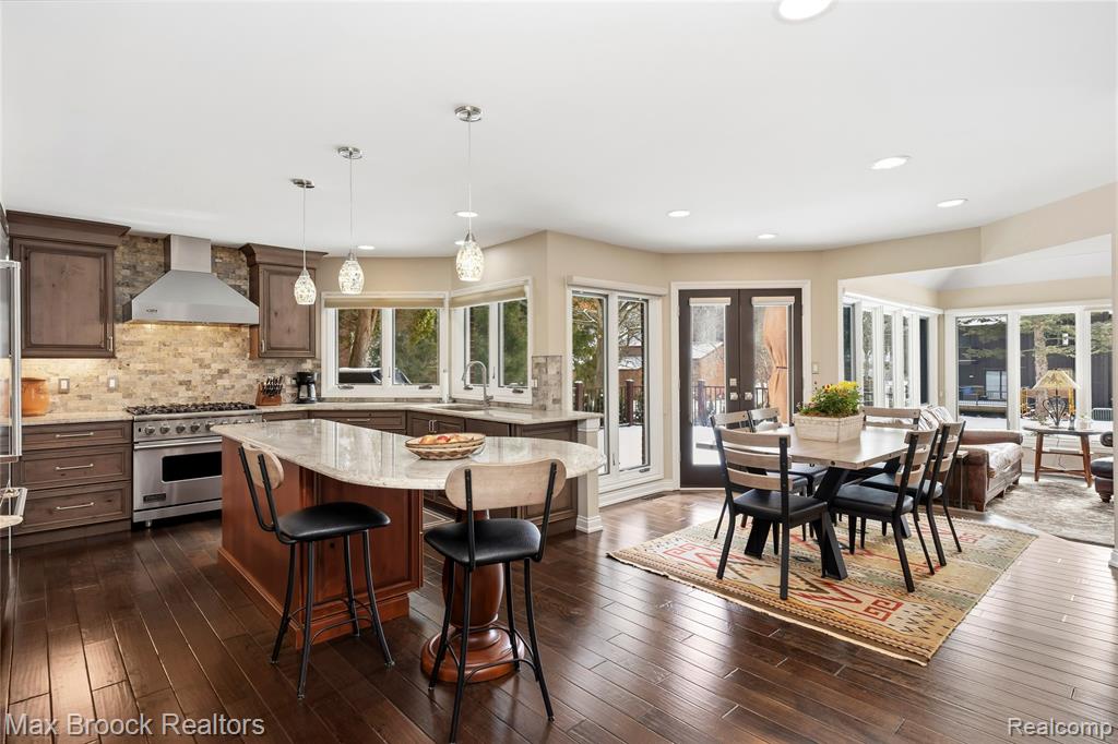 5867 BRAVO COURT, Orchard Lake Village, MI 48324 — Photo 18