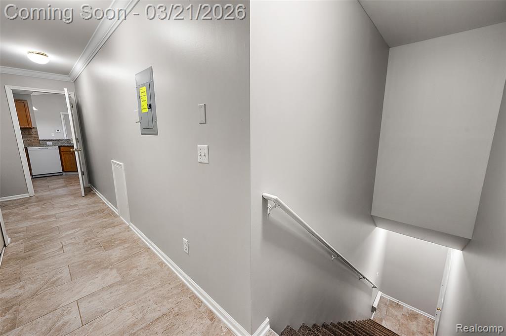 43935 Rushcliffe Drive, Sterling Heights, MI 48313 — Photo 29