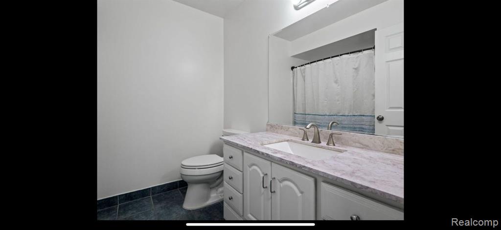 23414 Middlebelt Road, Farmington Hills, MI 48336 — Photo 2