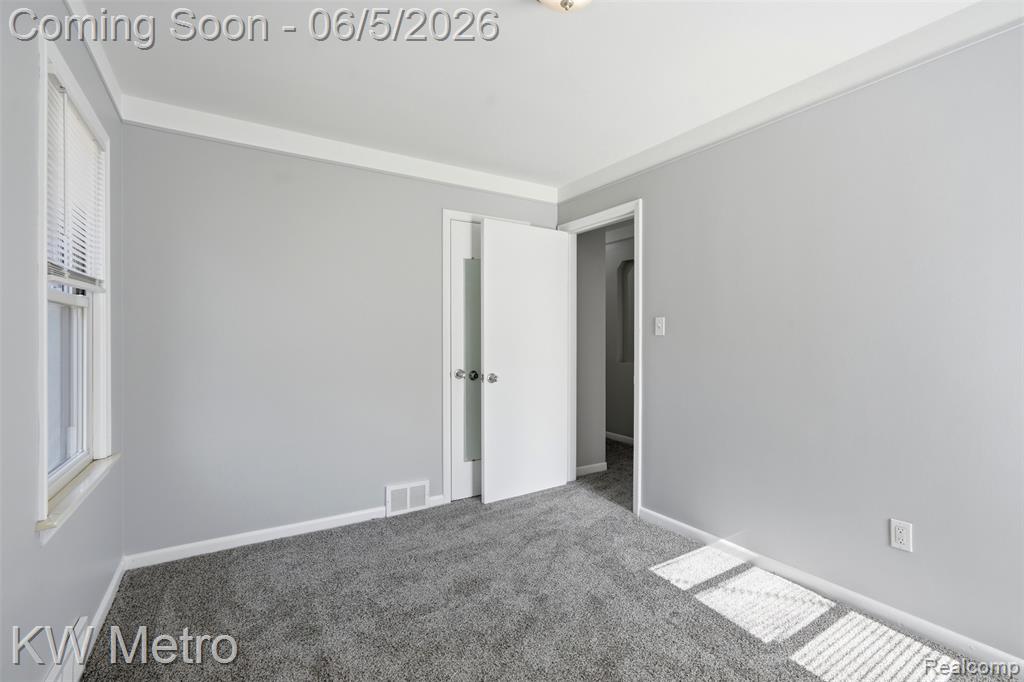 9662 Berwyn, Redford, MI 48239 — Photo 16