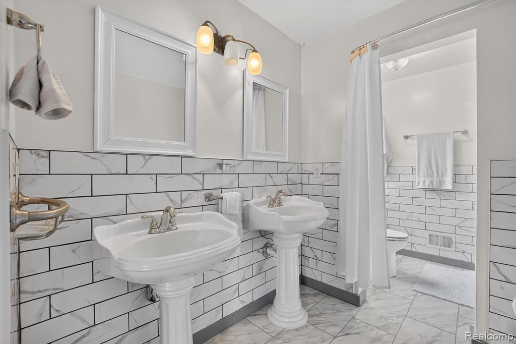 6888 Slawski Drive, Fowlerville, MI 48836 — Photo 26