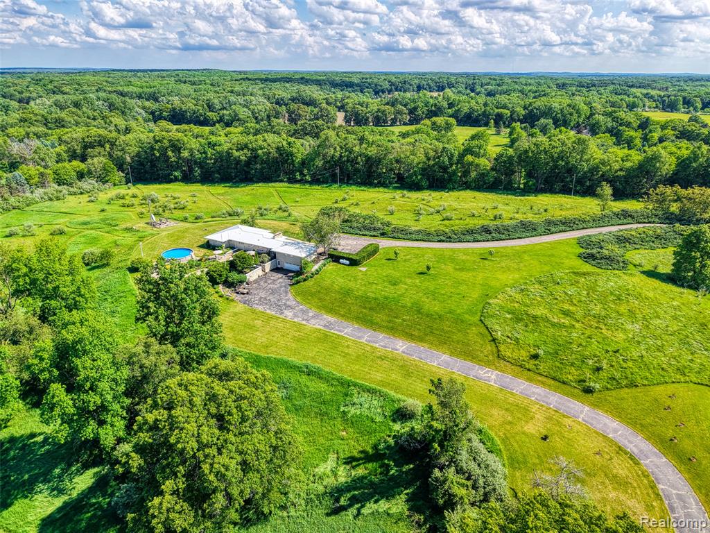 18999 Weller Road, Gregory, MI 48137 — Photo 49