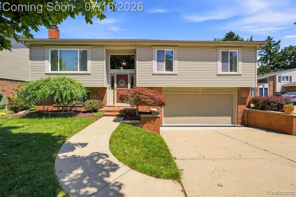 4731 Pare Lane, Trenton, MI 48183 — front exterior