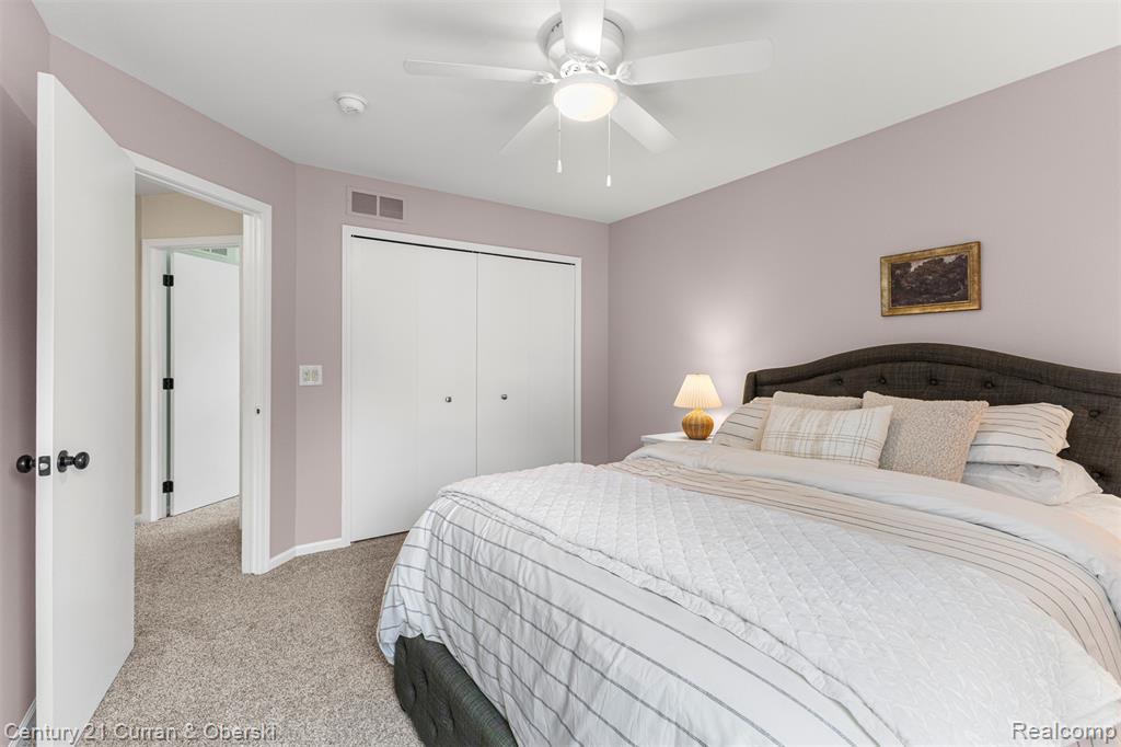 1424 Woodbridge Lane, Wixom, MI 48393 — Photo 57