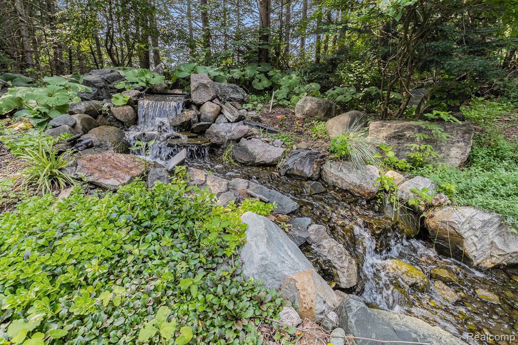 3192 Paint Creek Drive, Oakland, MI — Photo 26