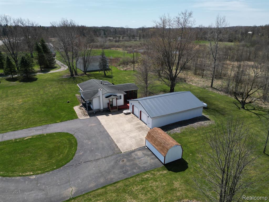 6577 N LAPEER Road, Fostoria, MI 48435 — Photo 4