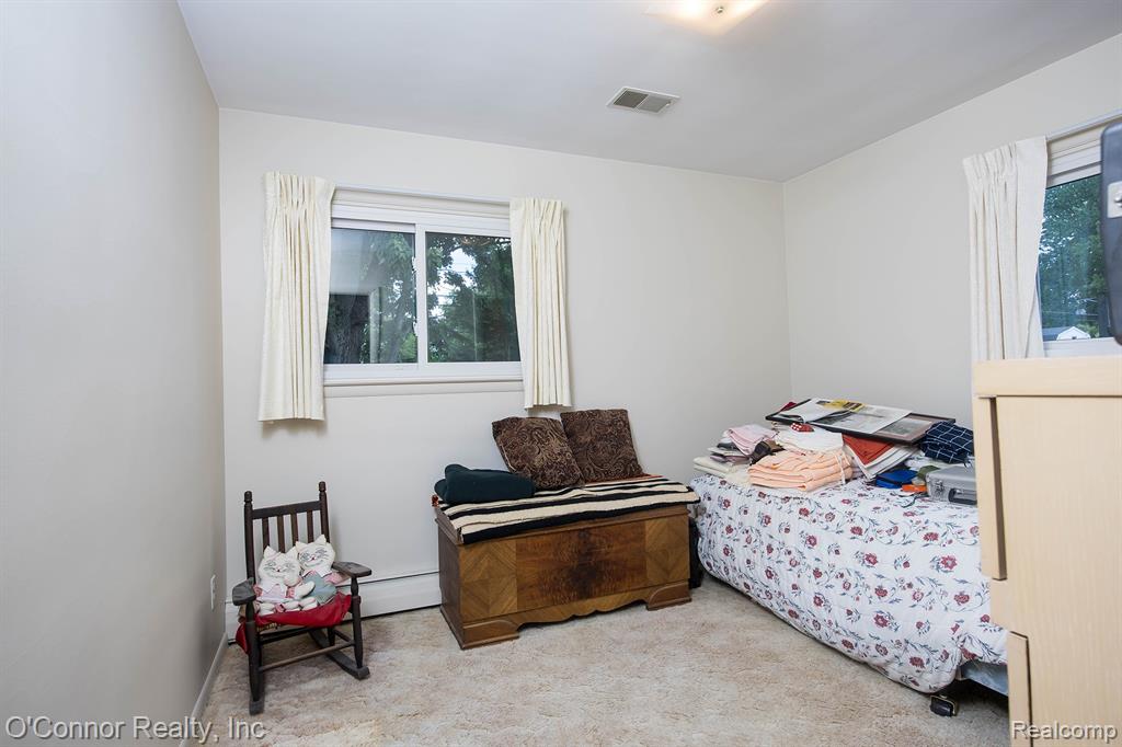 905 Virginia Avenue, Marysville, MI 48040 — Photo 14