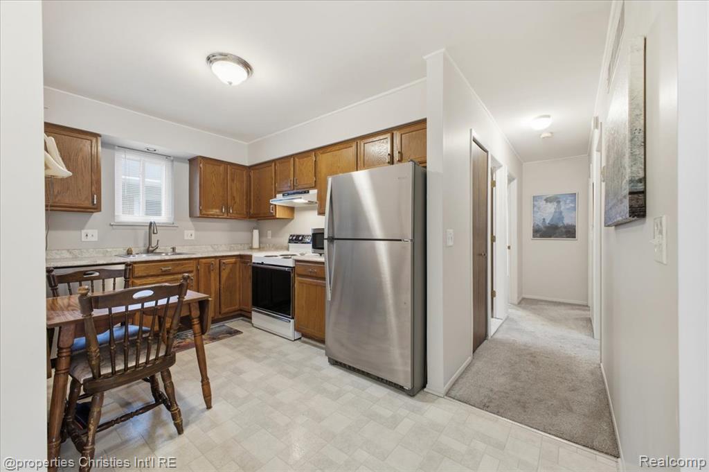 24289 Dale Avenue, Eastpointe, MI 48021 — Photo 19