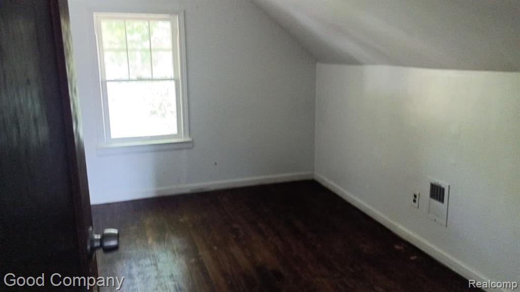 16594 Westbrook Street, Detroit, MI 48219 — Photo 9