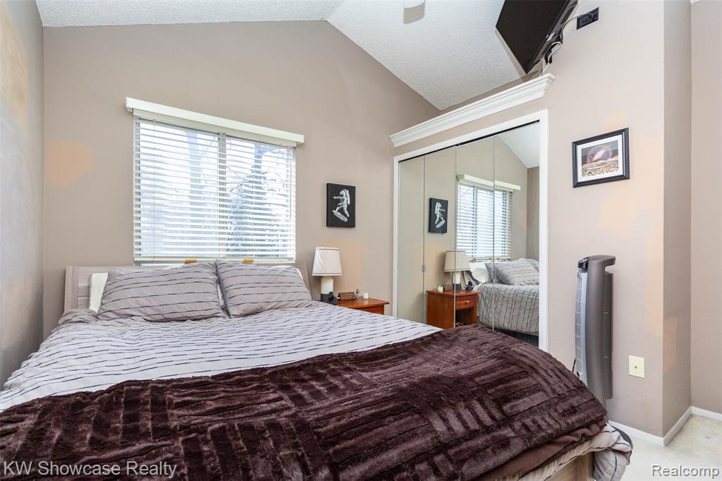 580 Elkinford Drive, White Lake, MI 48383 — Photo 44