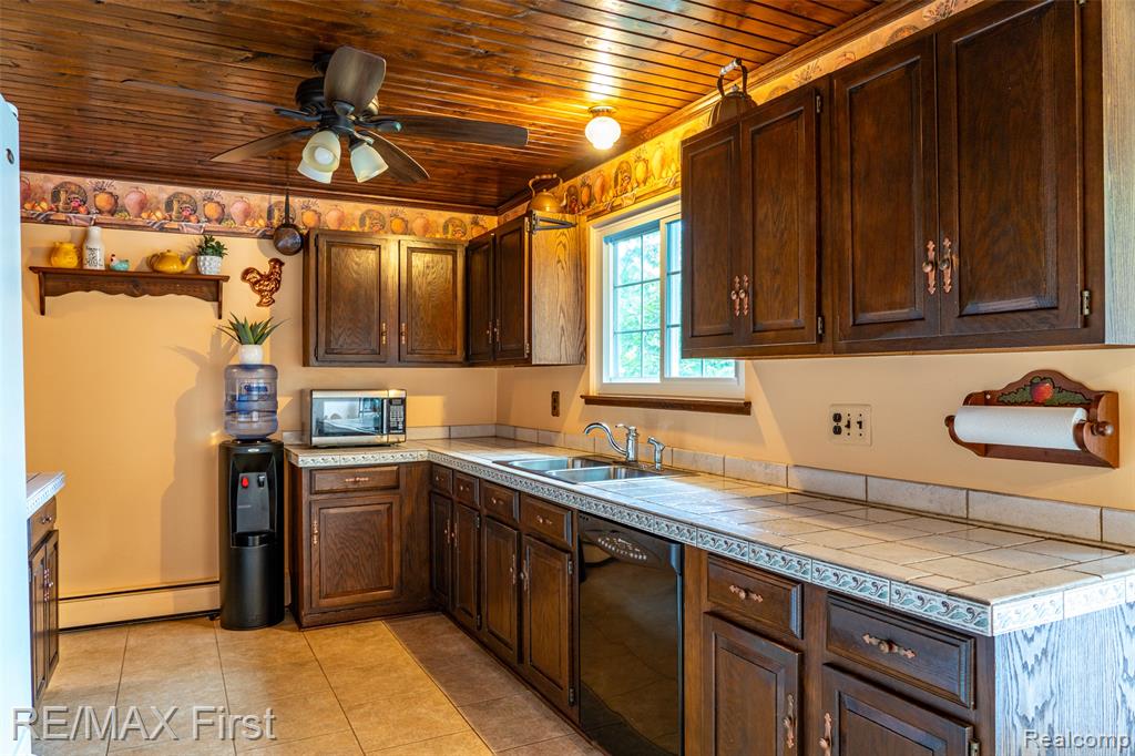 7470 Thornwood Street, Canton, MI 48187 — Photo 29