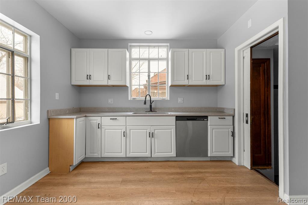18285 Birchcrest Drive, Detroit, MI 48221 — Photo 18