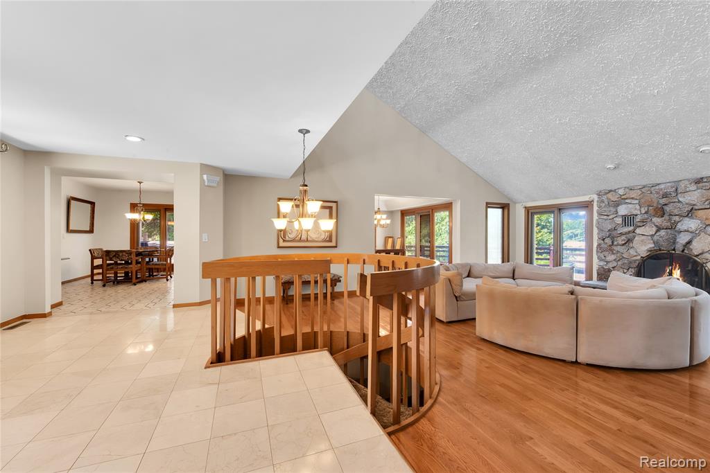 8285 Staghorn Trail, Clarkston, MI 48348 — Photo 13
