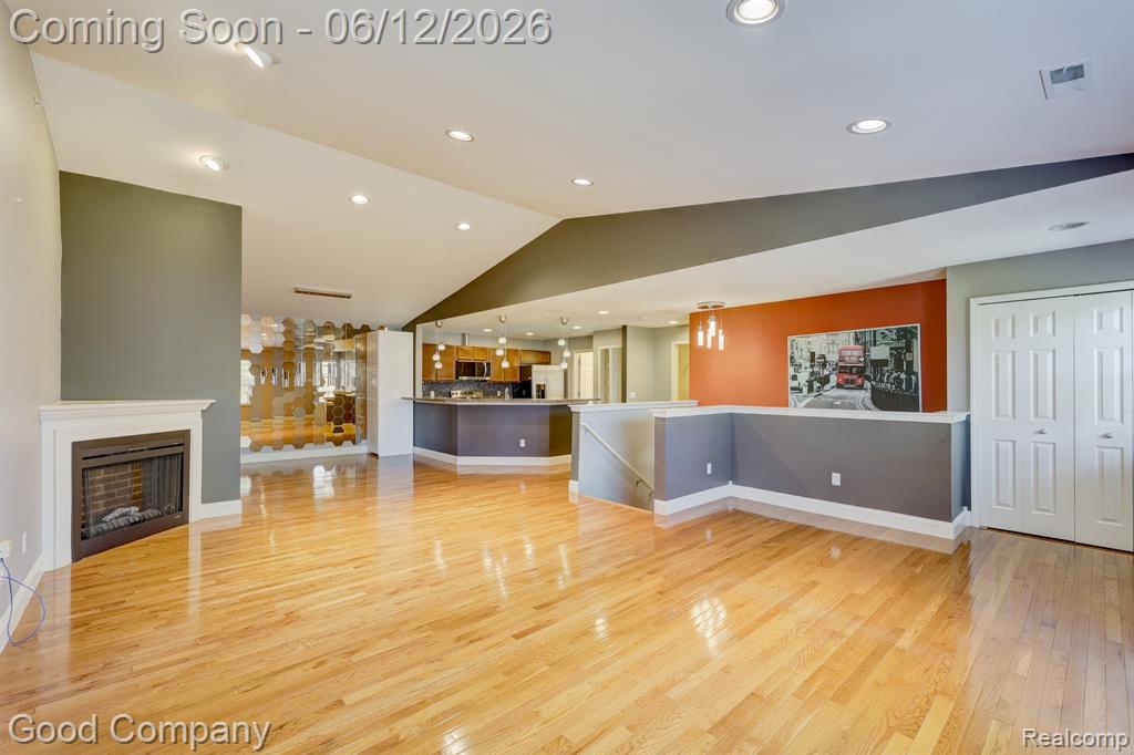 29941 Fox Run Circle, Warren, MI 48092 — Photo 2