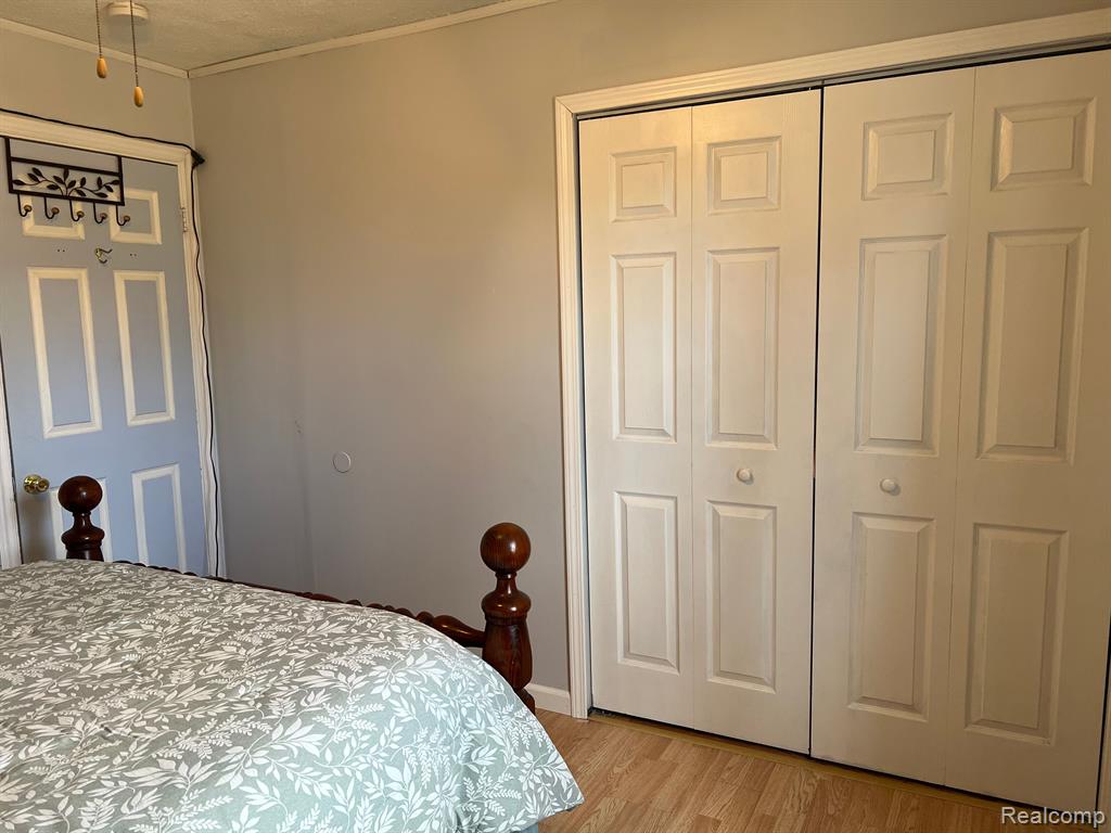 4655 MILDRED Street, Wayne, MI 48184 — Photo 15