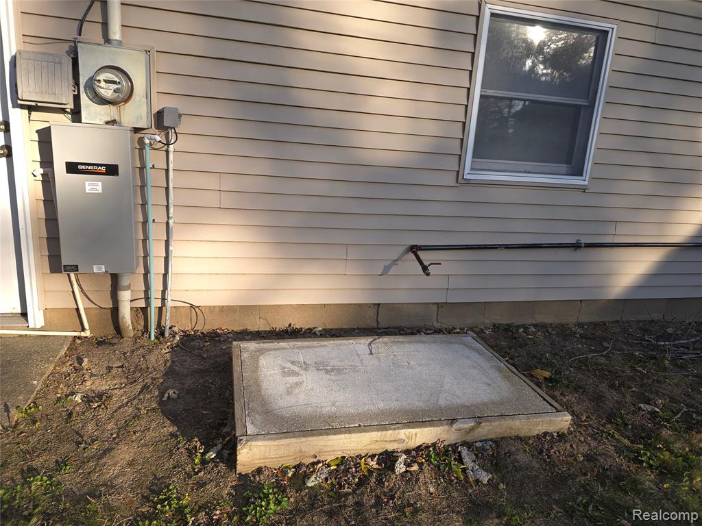 12439 Hill Road, Goodrich Vlg, MI — Photo 17