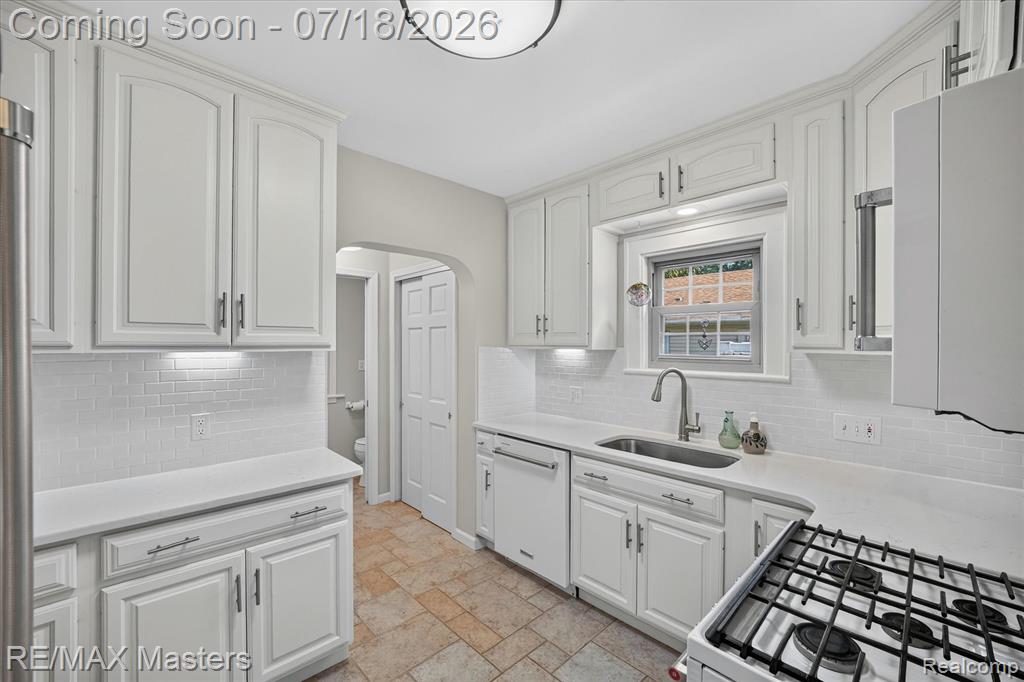 649 Borgess Avenue, Monroe, MI 48162 — Photo 11