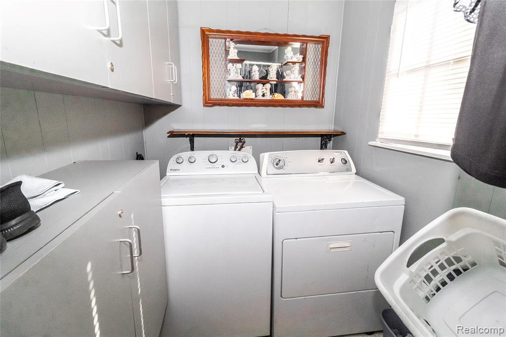 825 N Main Street, Lapeer, MI 48446 — Photo 30