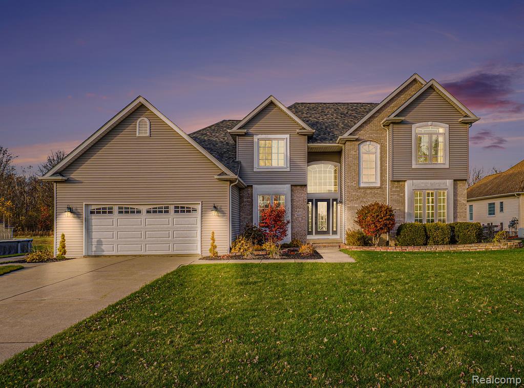 7469 Paradise Drive, Grand Blanc, MI 48439 — Photo 37