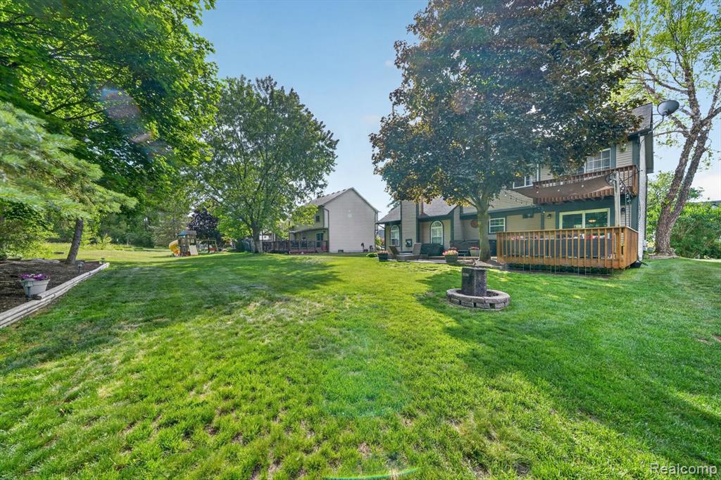 611 THORNEHILL Trail, Oxford, MI 48371 — Photo 49
