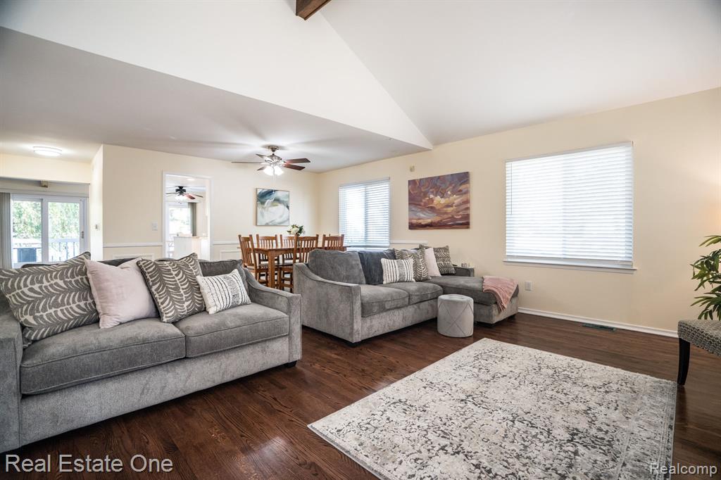 4995 Stoddard Drive, Troy, MI 48085 — Photo 7