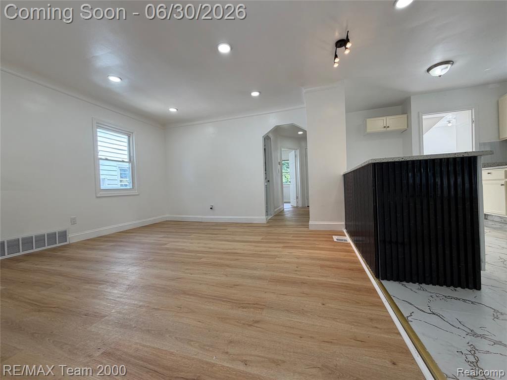 6760 Warwick Street, Detroit, MI 48228 — Photo 15