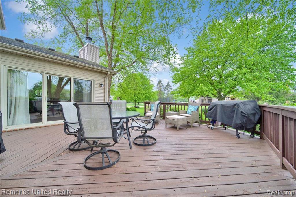 10421 ABRAMS, Brighton, MI 48114 — Photo 34