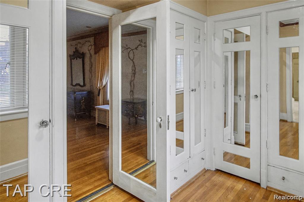 244 Arden Park Boulevard Boulevard, Detroit, MI 48202 — Photo 27