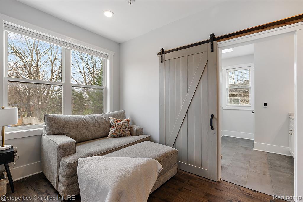 13103 KINGSTON Avenue, Huntington Woods, MI — Photo 38