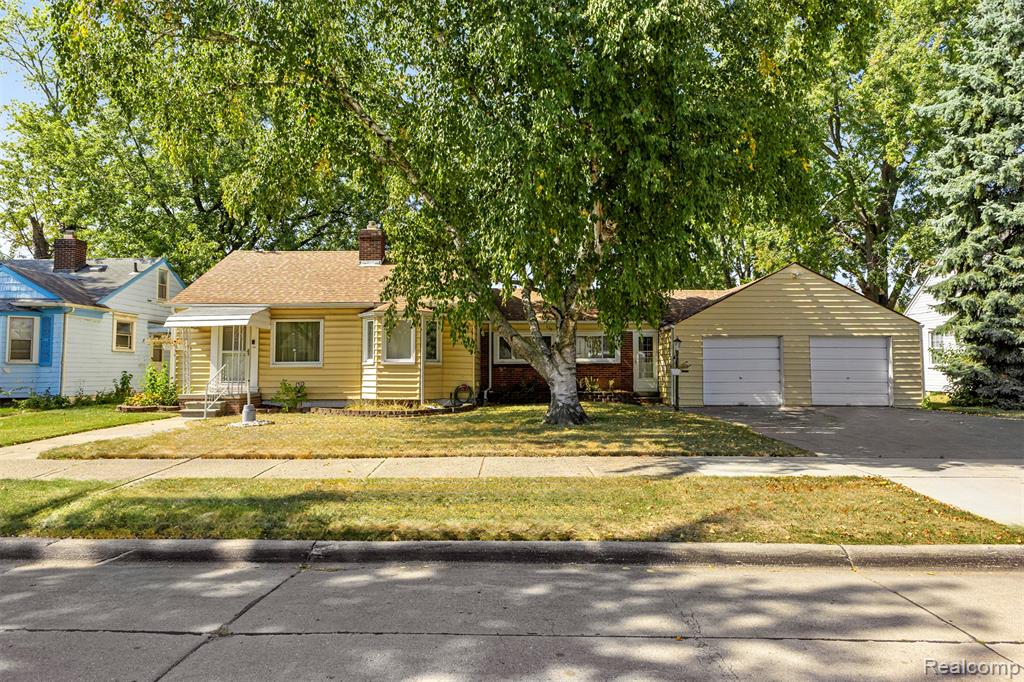 6810 Robinson Avenue, Allen Park, MI 48101 — Photo 30