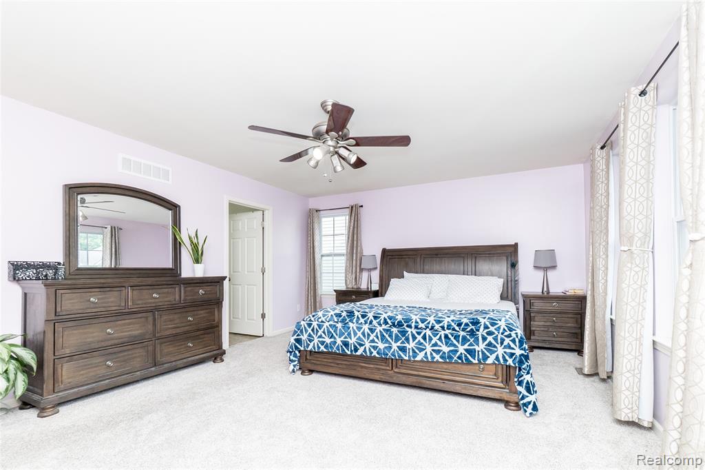 51224 Luke Lane, Novi, MI — Photo 27