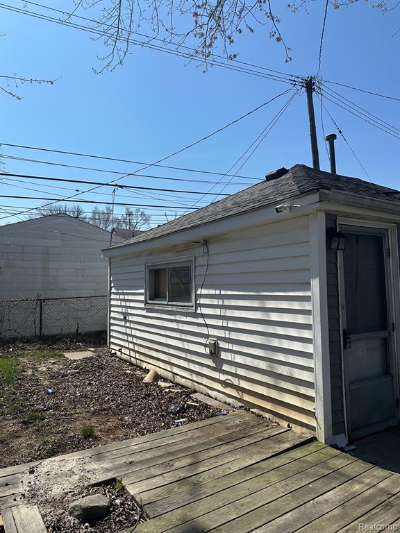 8646 STUDEBAKER Avenue, Warren, MI 48089 — Photo 10