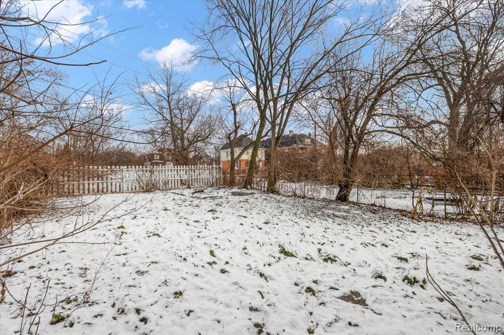 3000 Field Street, Detroit, MI 48214 — Photo 42