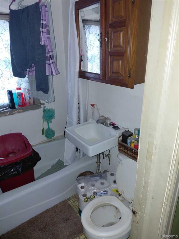 614 Coolidge Avenue, Iron River, MI 49935 — Photo 10
