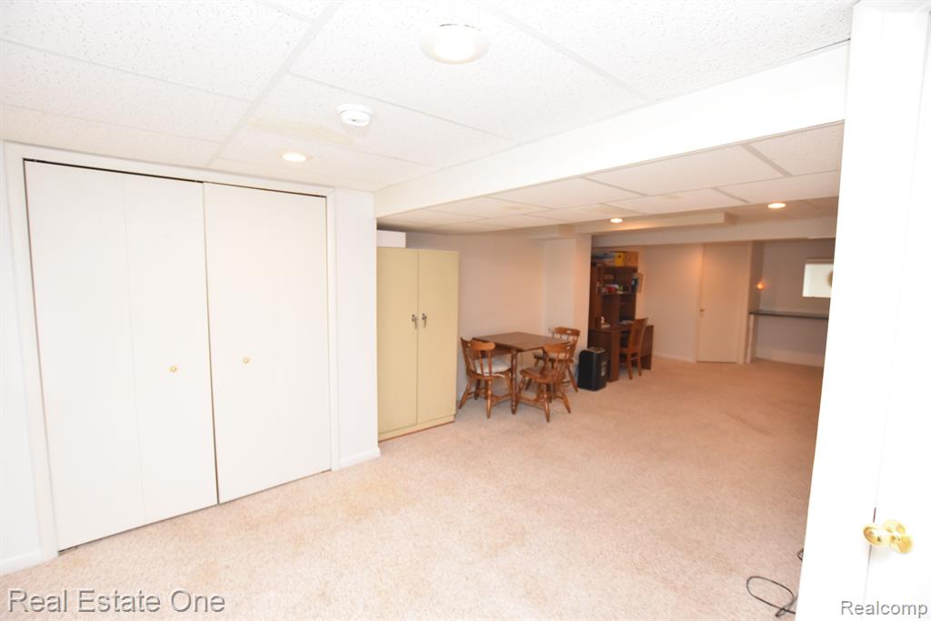 2117 OAKBROOK Boulevard, Walled Lake, MI 48390 — Photo 24
