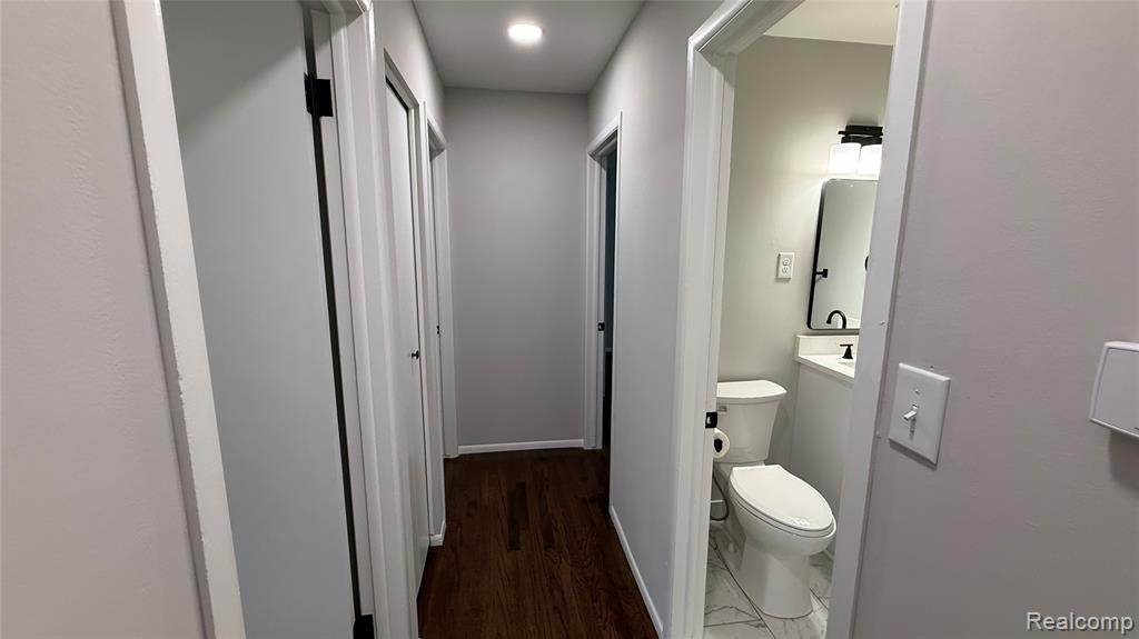 805 S Carlson Street, Westland, MI 48186 — Photo 13