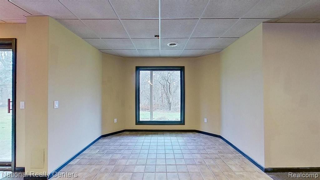 4392 STONEVIEW Drive, West Bloomfield, MI — Photo 68