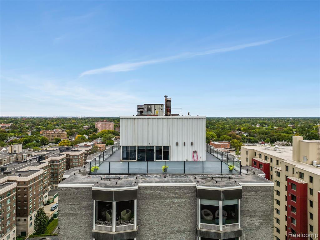 8200 E Jefferson Avenue, 506, Detroit, MI 48214 — Photo 45