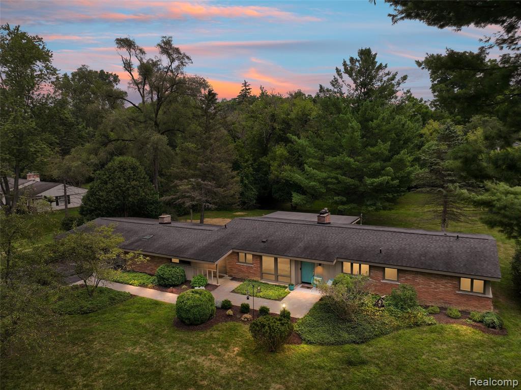32750 Romsey Road, Franklin, MI 48025