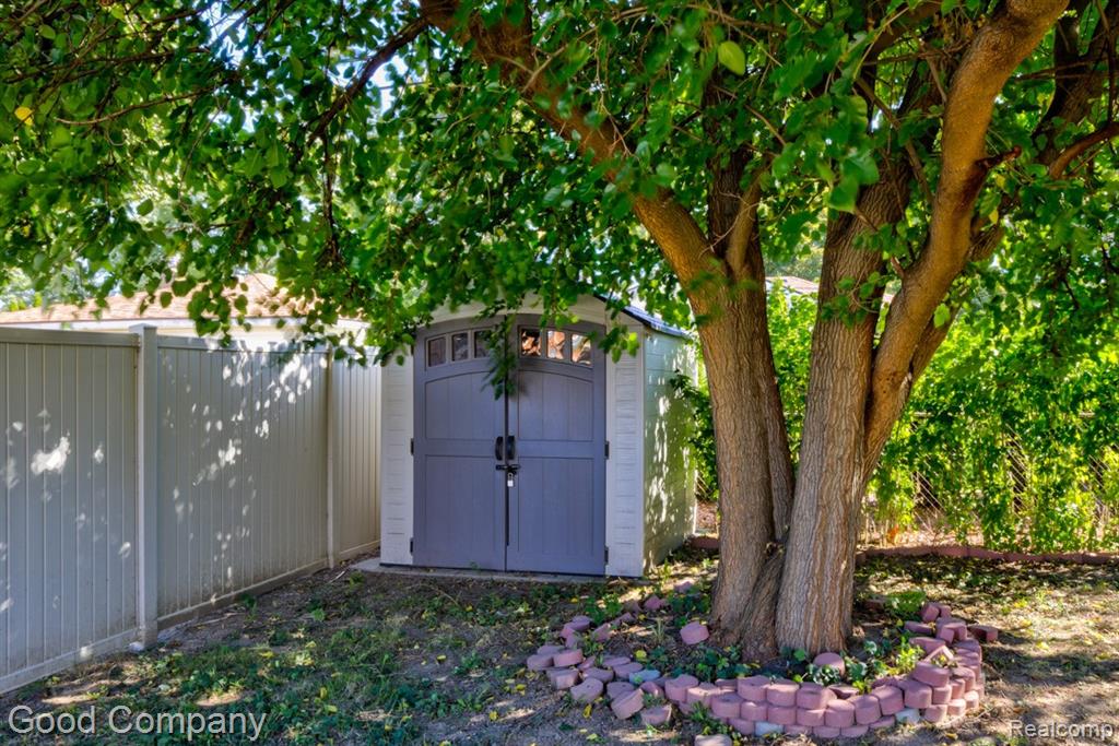 8961 Laurence Avenue, Allen Park, MI 48101 — Photo 43